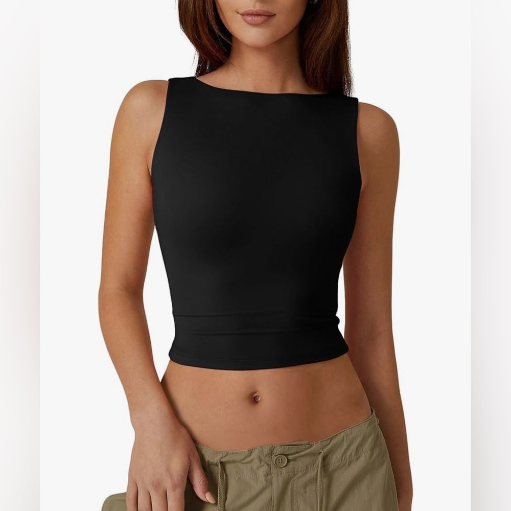 QINSEN (Amazon) - Open Back Sleeveless Crop Tank / Small / Black & White